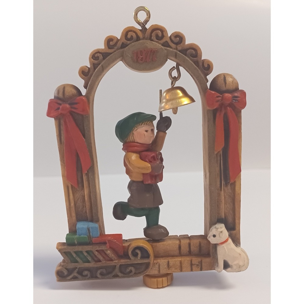 Vintage‎ 1977 Hallmark Bellringer Twirl About Keepsake Christmas Tree Ornament